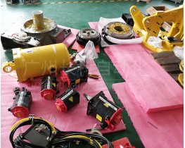 發(fā)那科機(jī)器人R-2000iC本體拆機(jī)件銷(xiāo)售：電機(jī)、減速器、平衡缸……